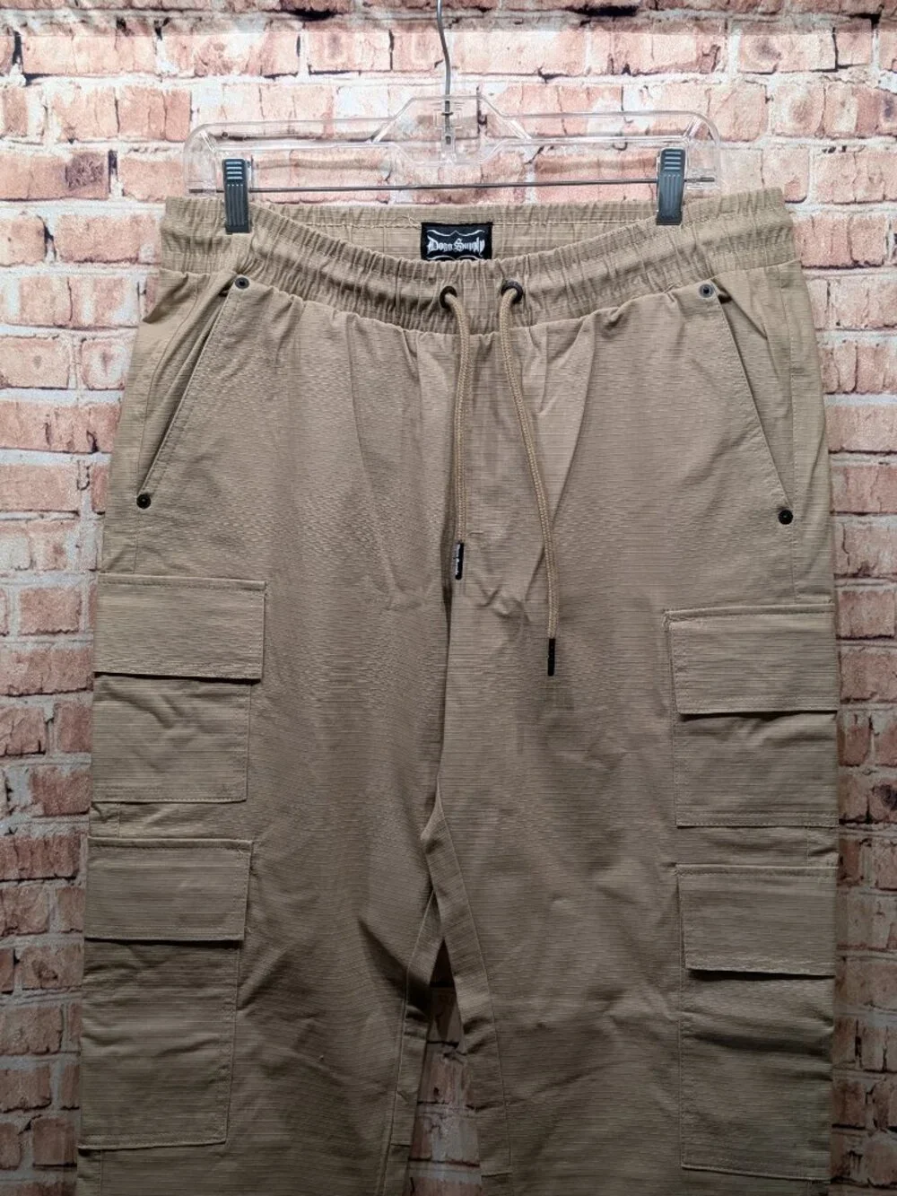 Dogg Supply by Snoop Dogg Beige Utility Cargo Pants Drawstring Waist Size Medium